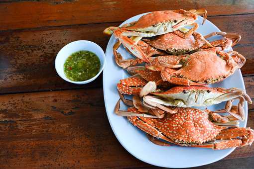 10 Best Places for Crab in Alabama!