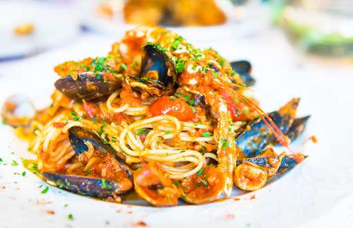 The 8 Best Seafood Restaurants in Alabama!